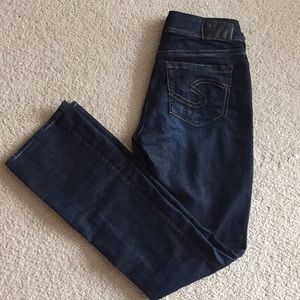 Siliver Suki 17” Boot cut jeans 28x33